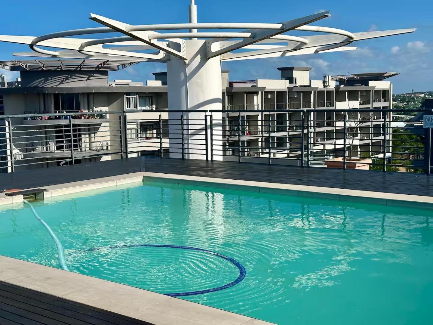 Stunning 2 Bed - Rooftop Braai Area - Sunset Views Durban Esterno foto