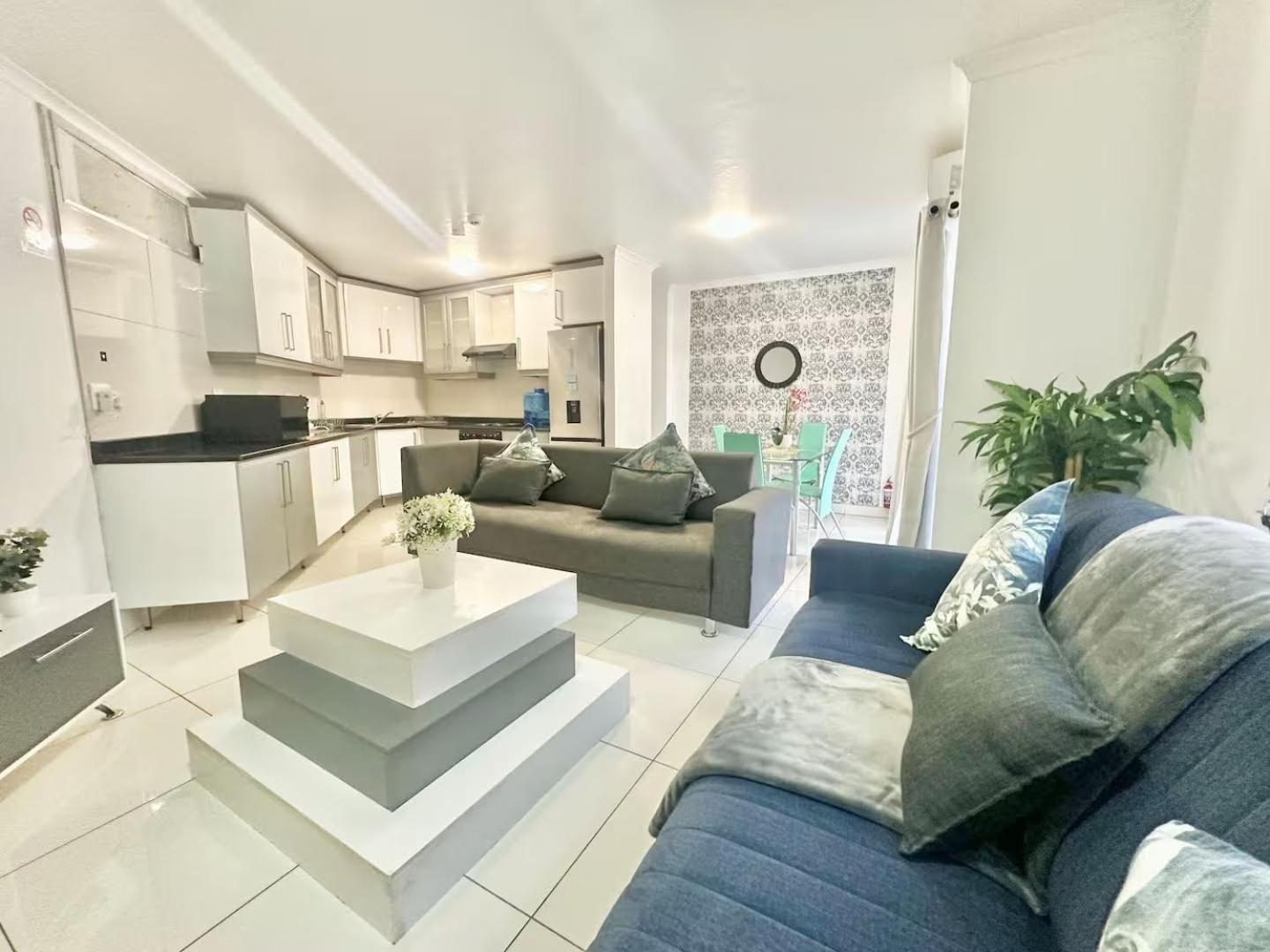 Stunning 2 Bed - Rooftop Braai Area - Sunset Views Durban Esterno foto